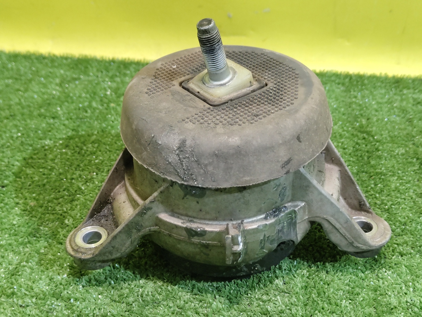 Genesis GV70 (JK1) 2020 для Опора двигателя правая