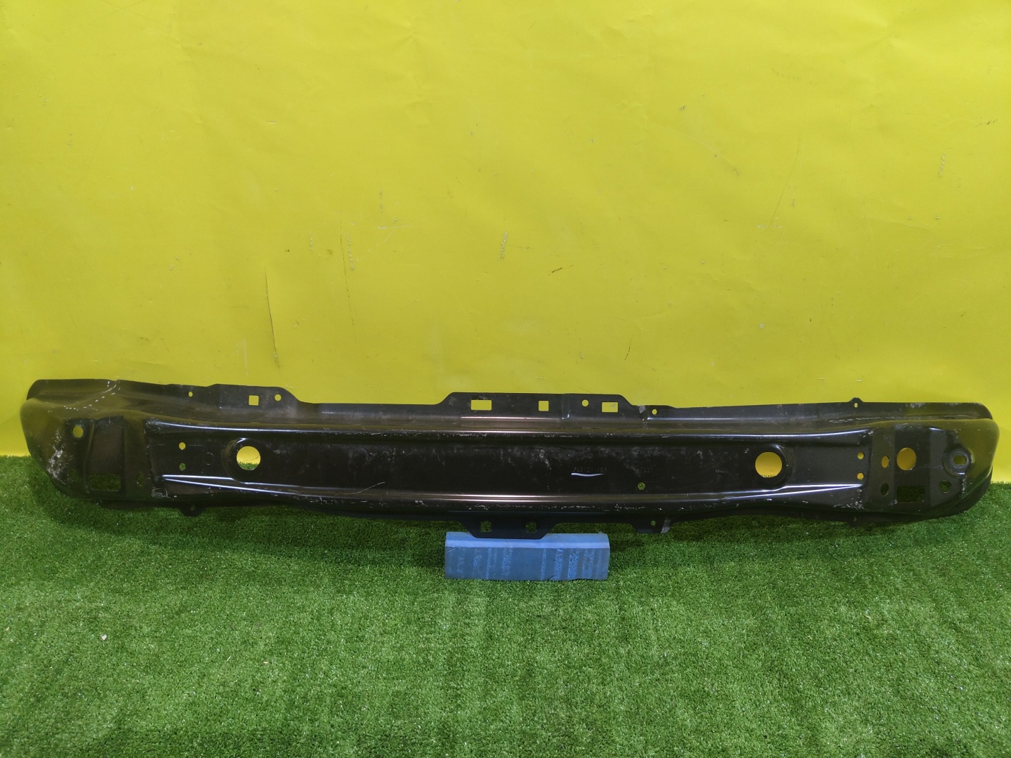 Renault Arkana 2018 для Усилитель переднего бампера