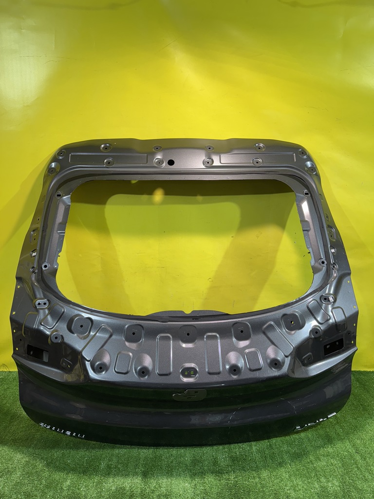 Changan UNI-T 2023 для Дверь багажника