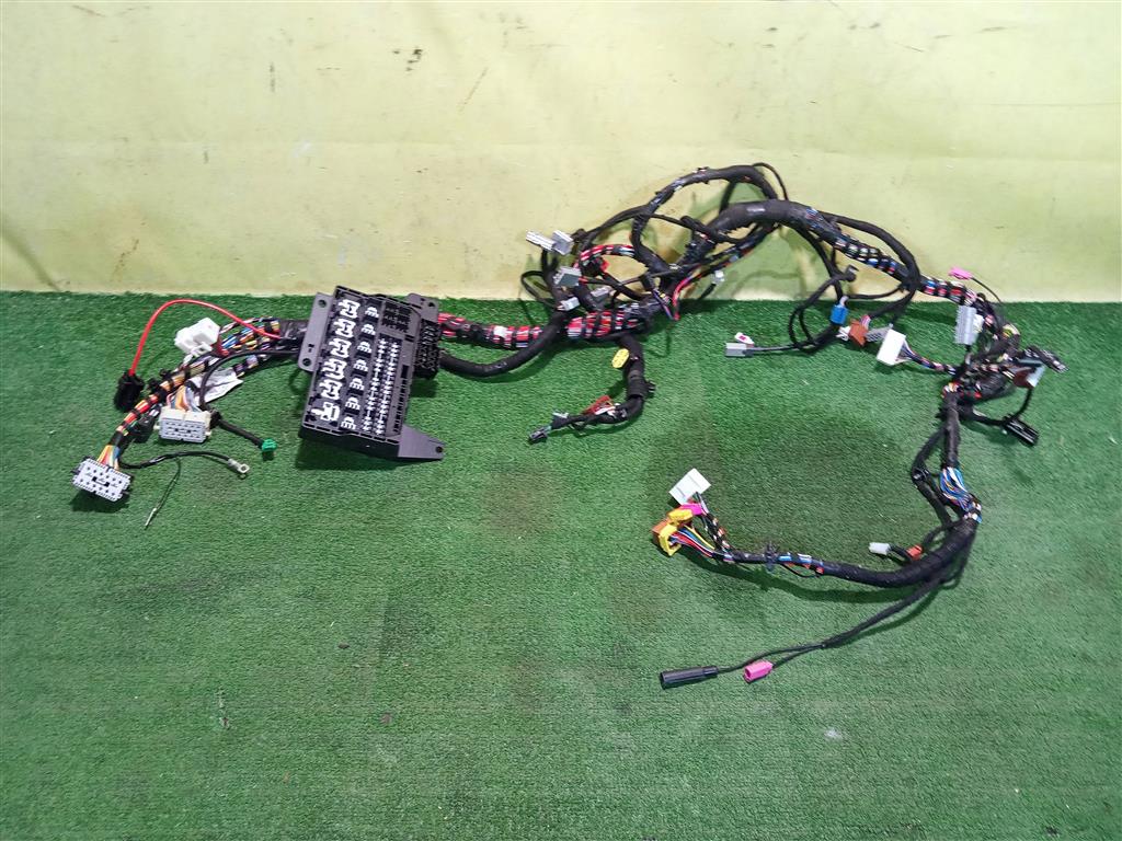 Lada Vesta 2015- для Проводка (коса)