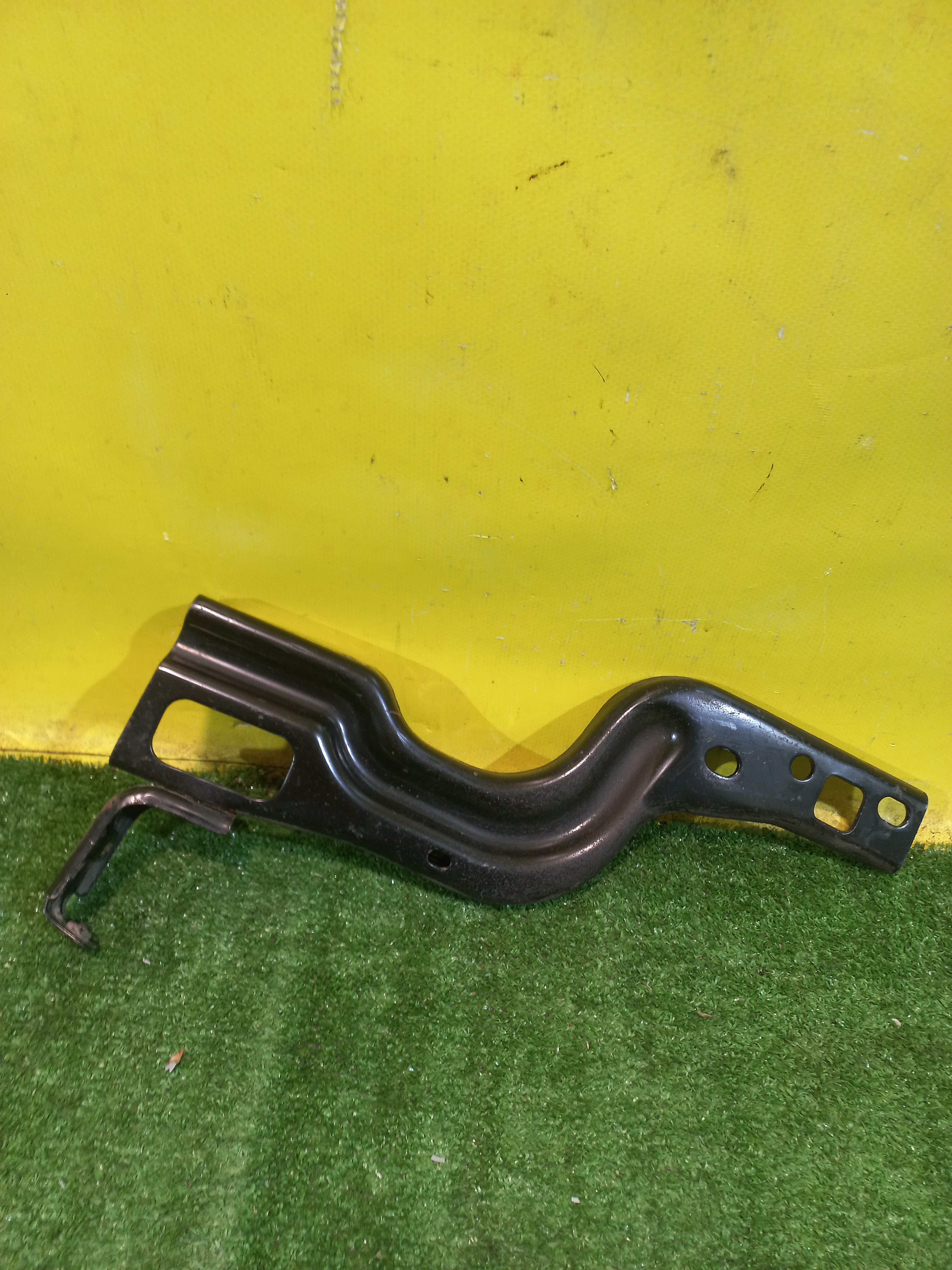 Great Wall Poer 2021 для Кронштейн заднего бампера левый