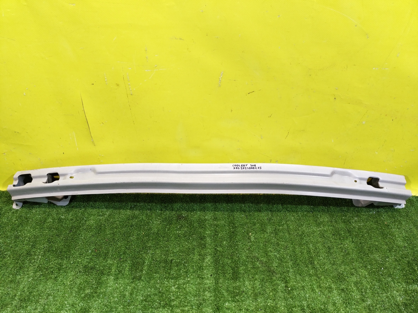 Geely  Coolray SX11 2018 для Усилитель заднего бампера