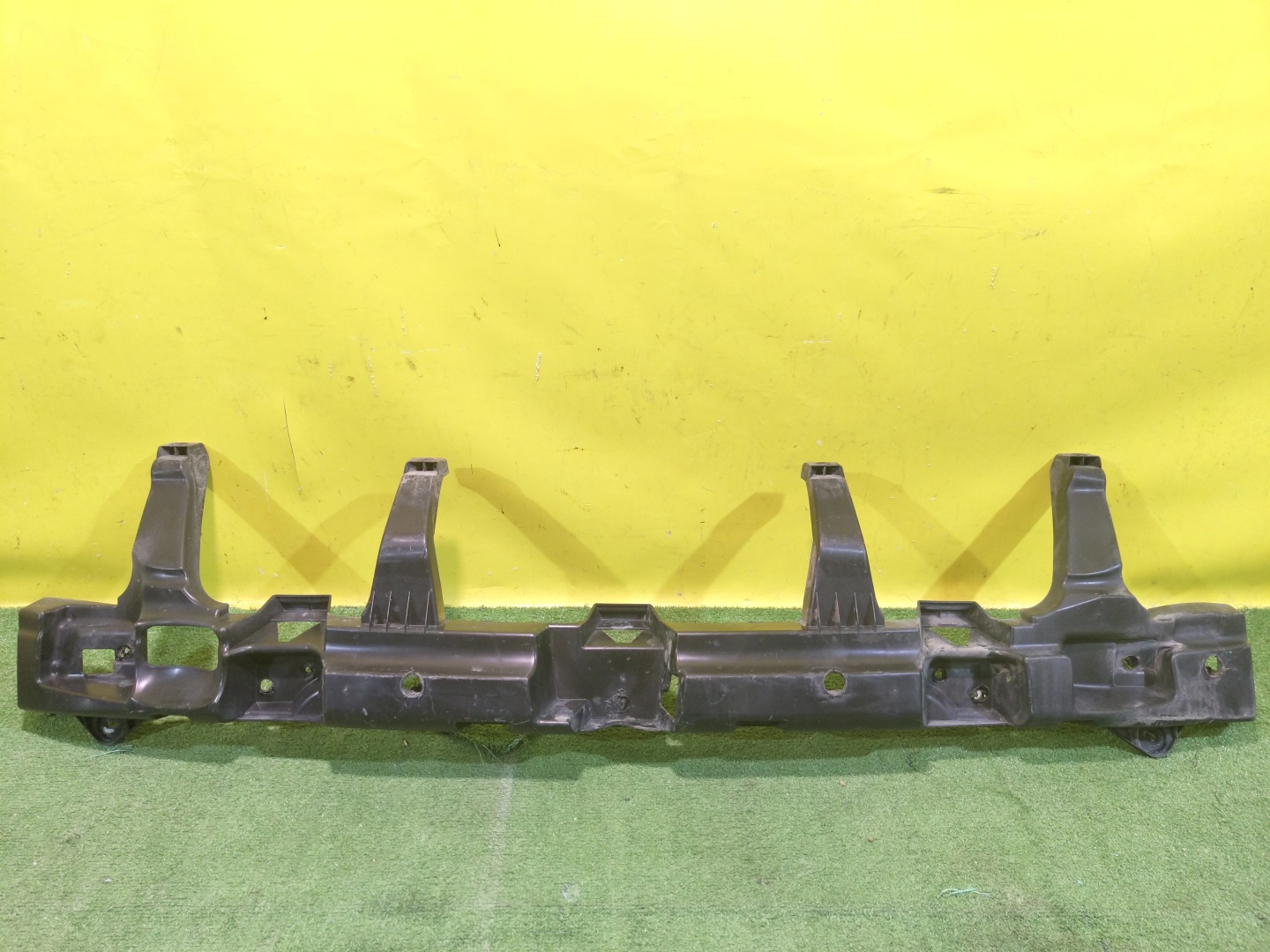 Renault Duster 2010 для Наполнитель заднего бампера