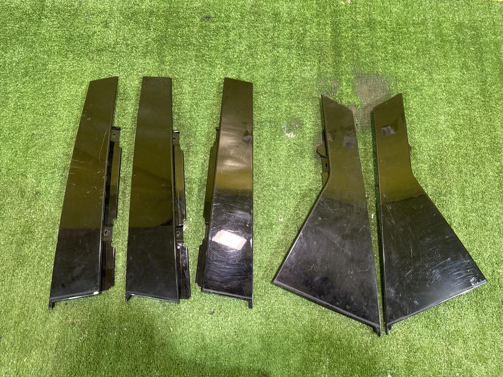 Kia Sorento MQ4  2020 для Накладка двери задней правой