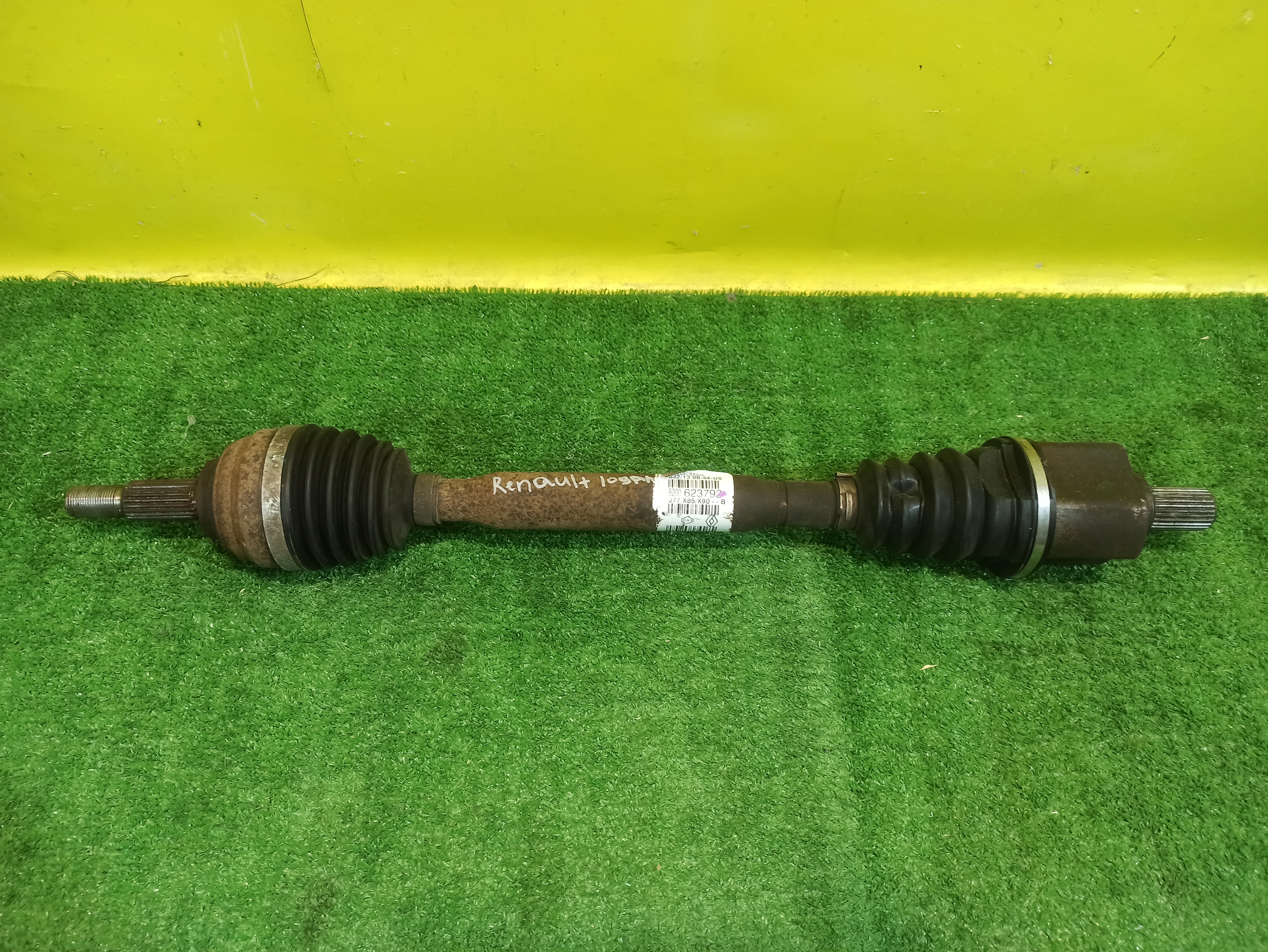 Renault Logan 2005  для Привод передний левый