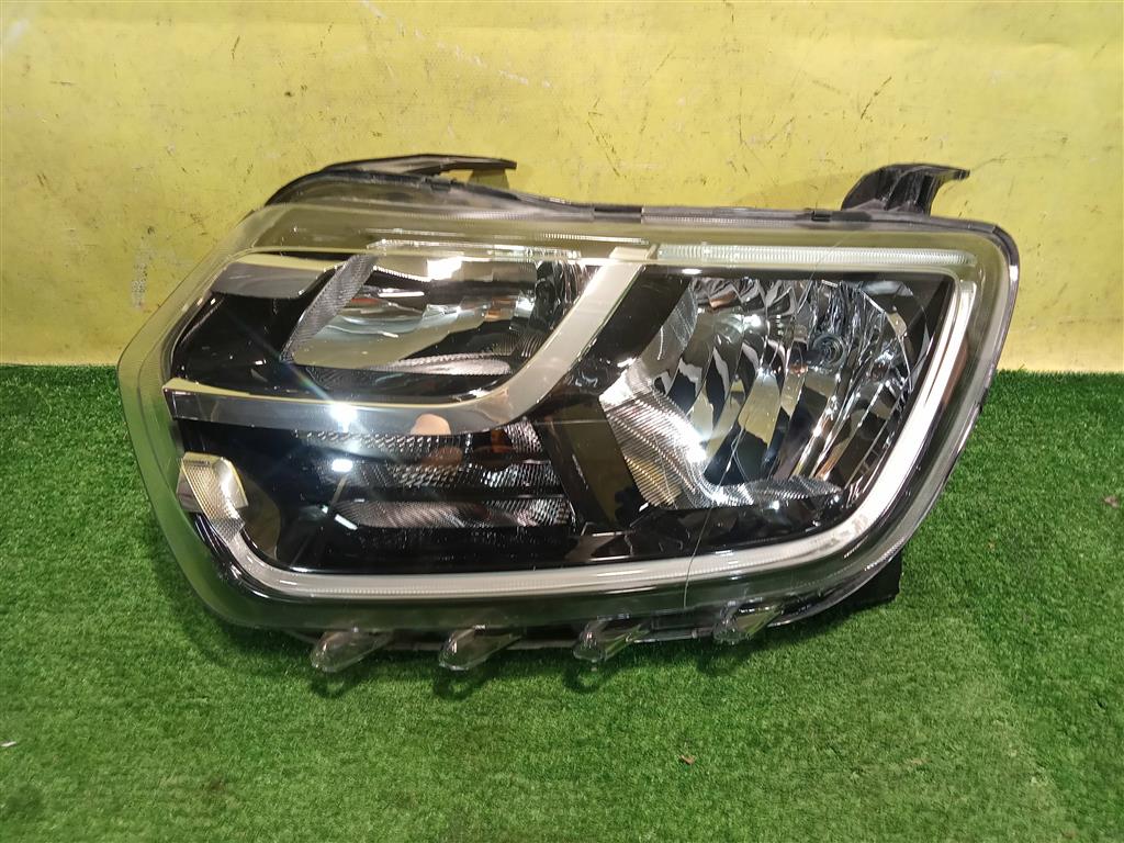 Renault Duster 2020 для Фара левая