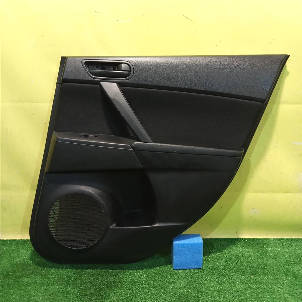 Mazda 3 BL 2008 для Обшивка двери задней правой