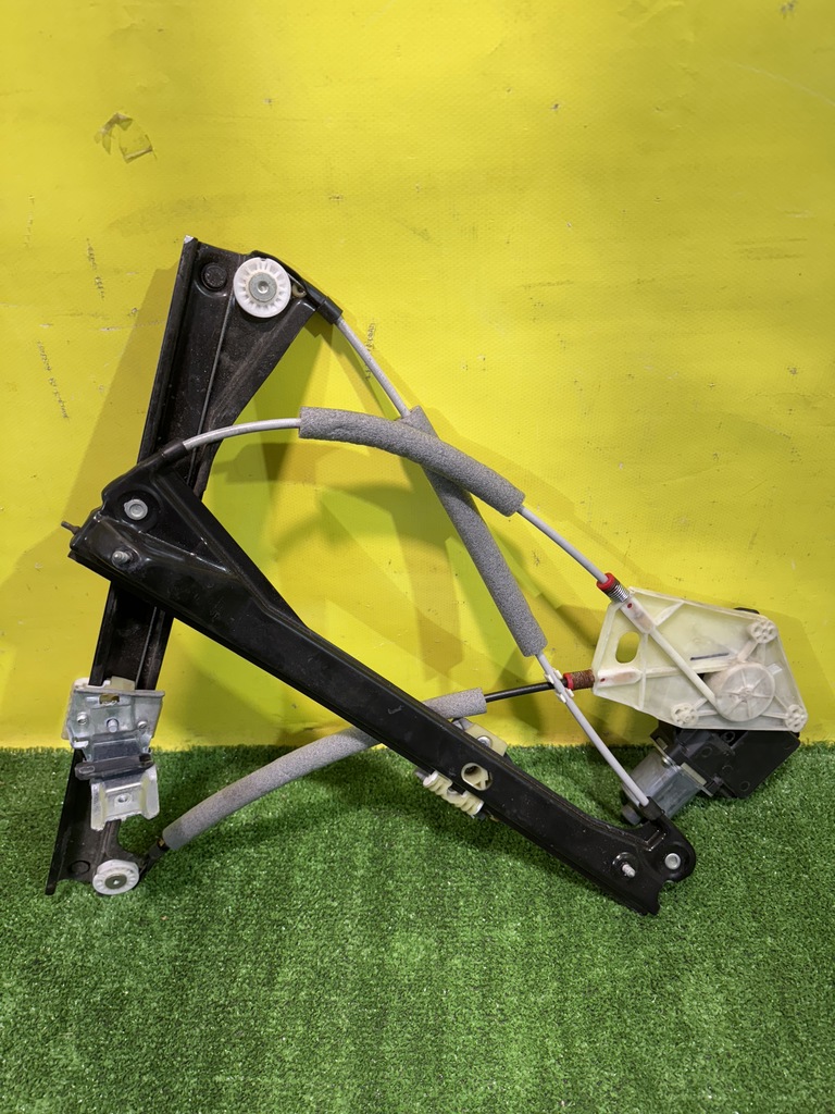 Volkswagen  Polo (Sed RUS) 2011 для Стеклоподъемник электр. передний левый