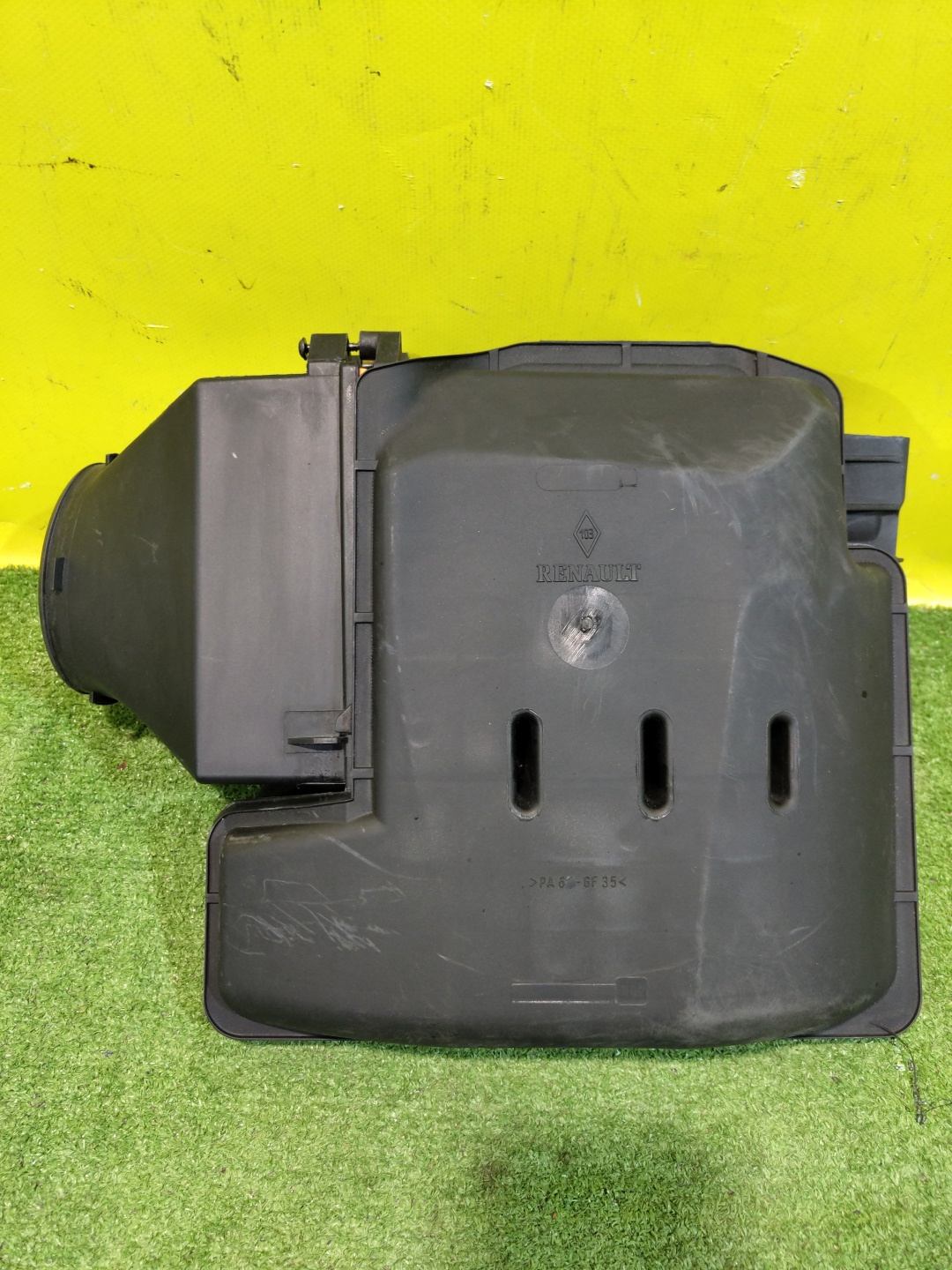 Renault Duster 2010 для Корпус воздушного фильтра