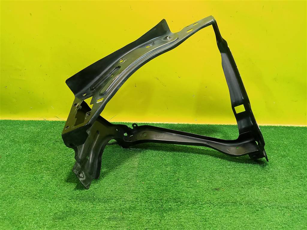 MERСEDES BENZ GLK-Class (X204) 2008 для Рамка фары левой