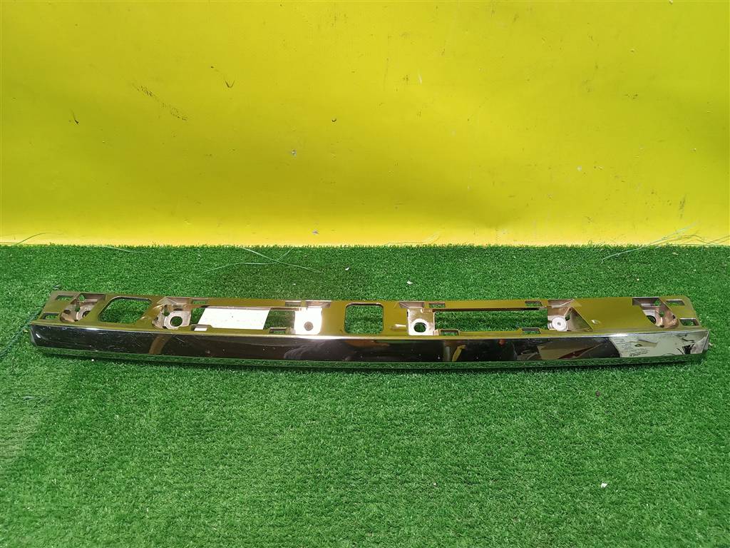 Toyota Corolla E210 2019 для Накладка крышки багажника