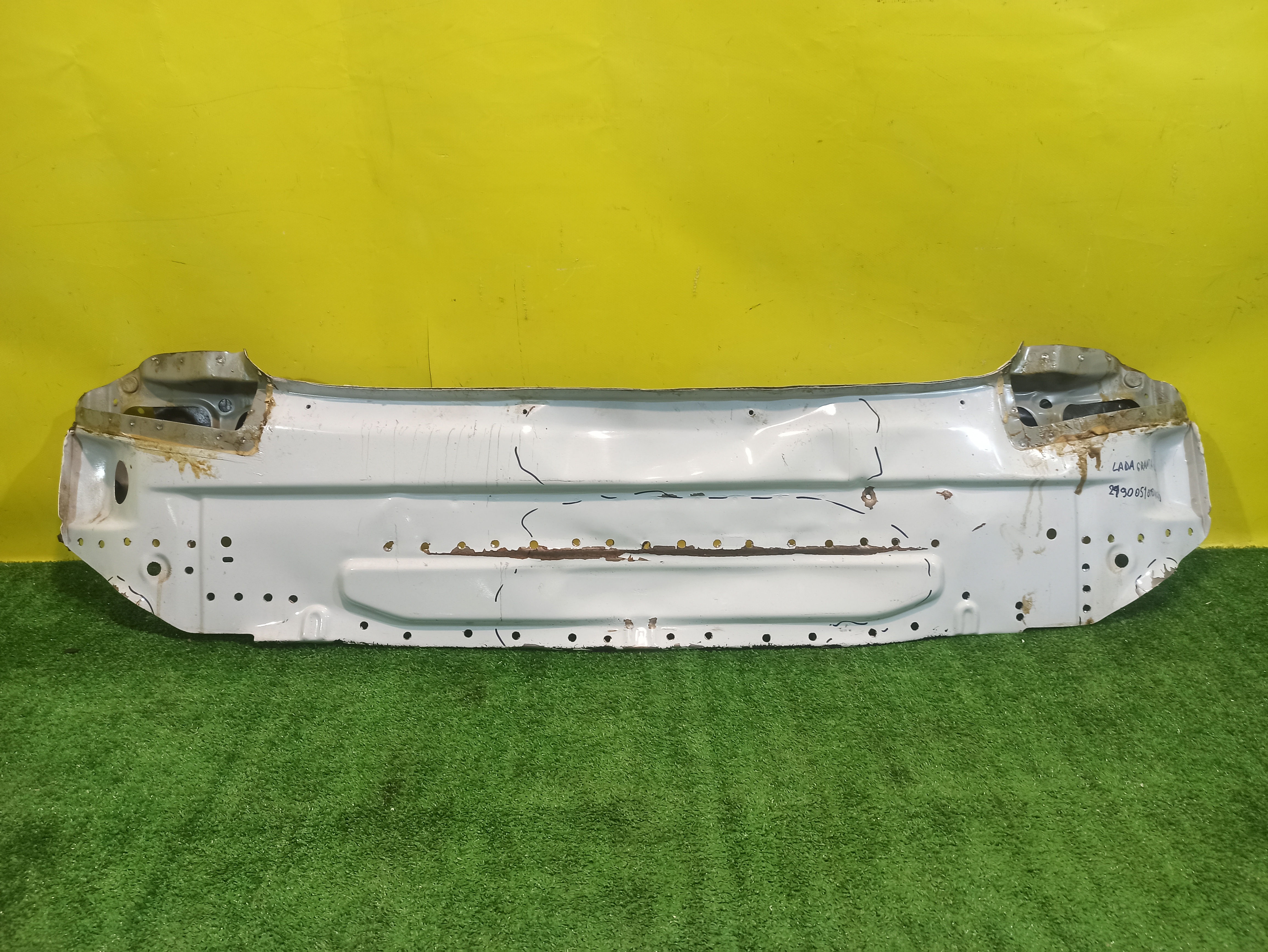 Lada Granta 2011- для Панель задняя