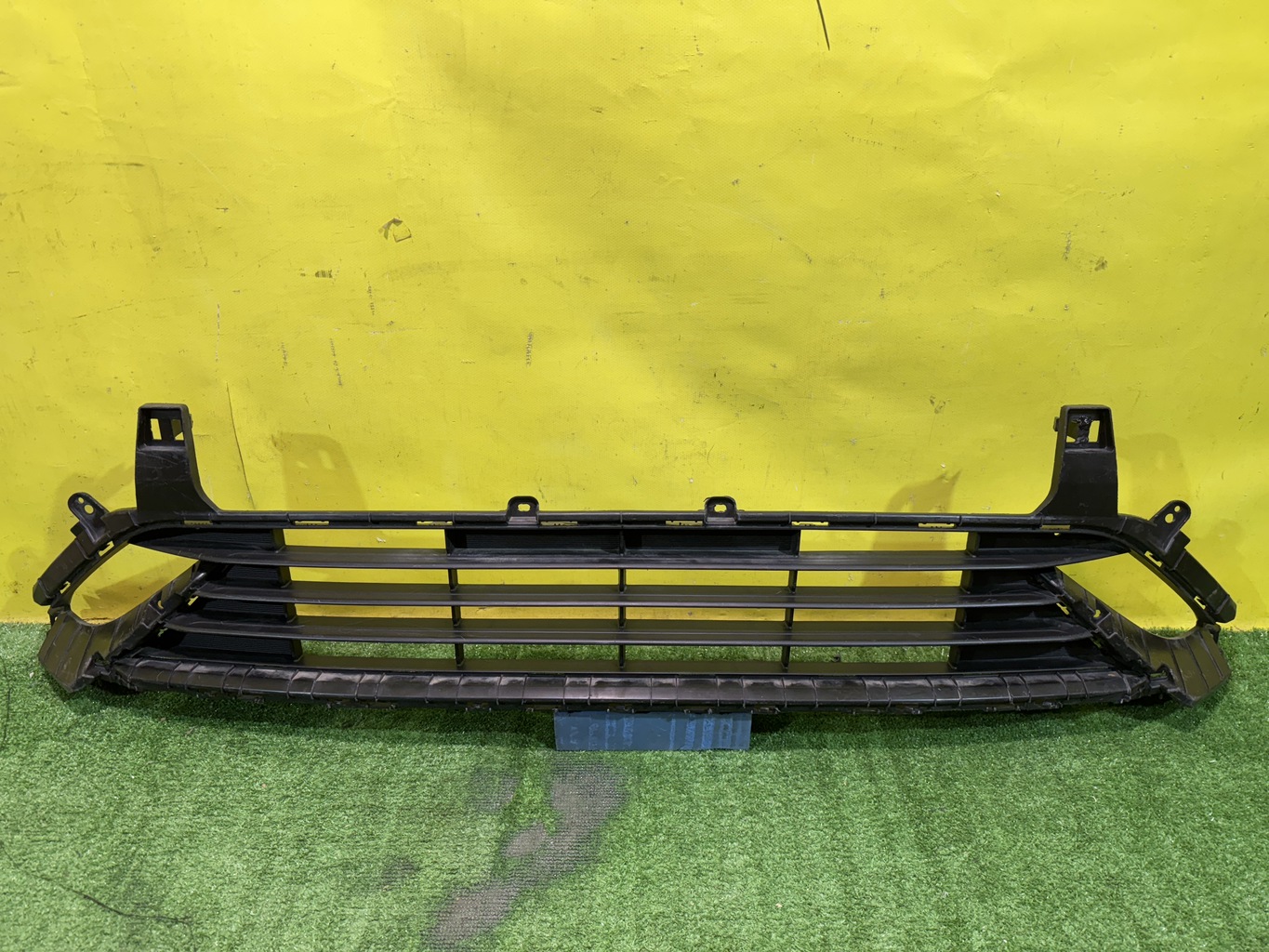 Kia K5 2019 для Решетка в бампер центральная