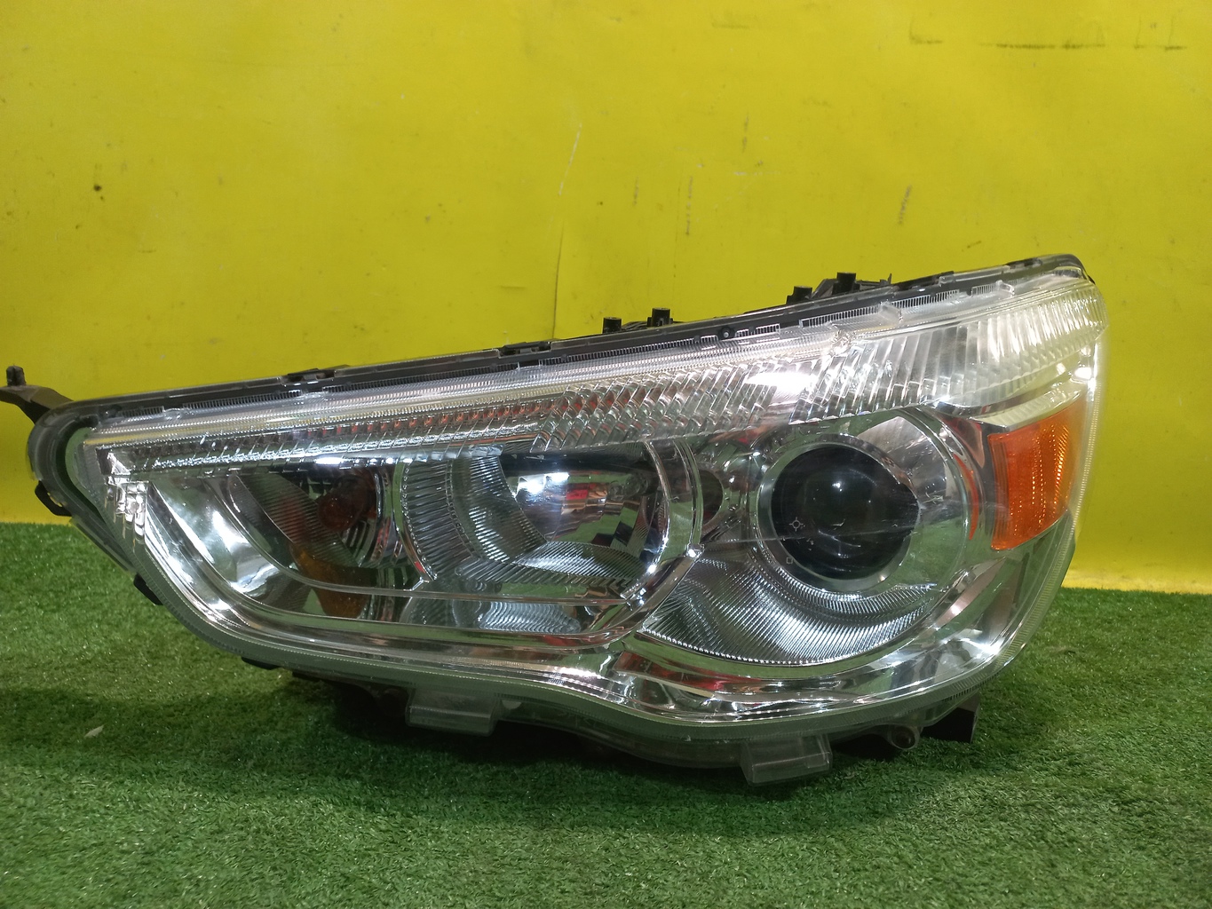 Mitsubishi ASX 2010 для Фара левая