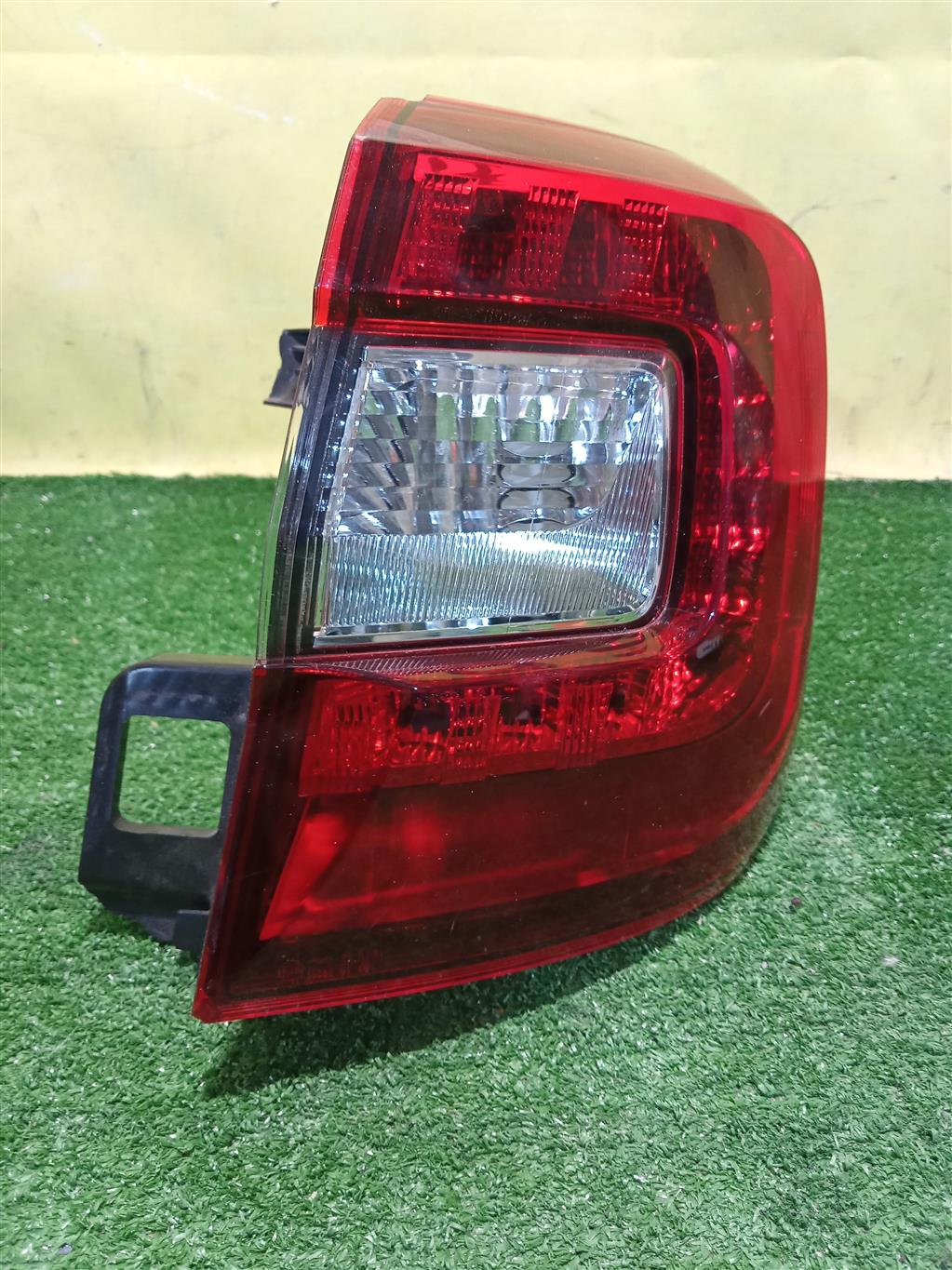 Subaru Outback (B15) 2014 для Фонарь задний наружный правый