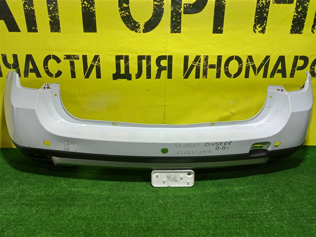 Renault Duster 2010 для Бампер задний