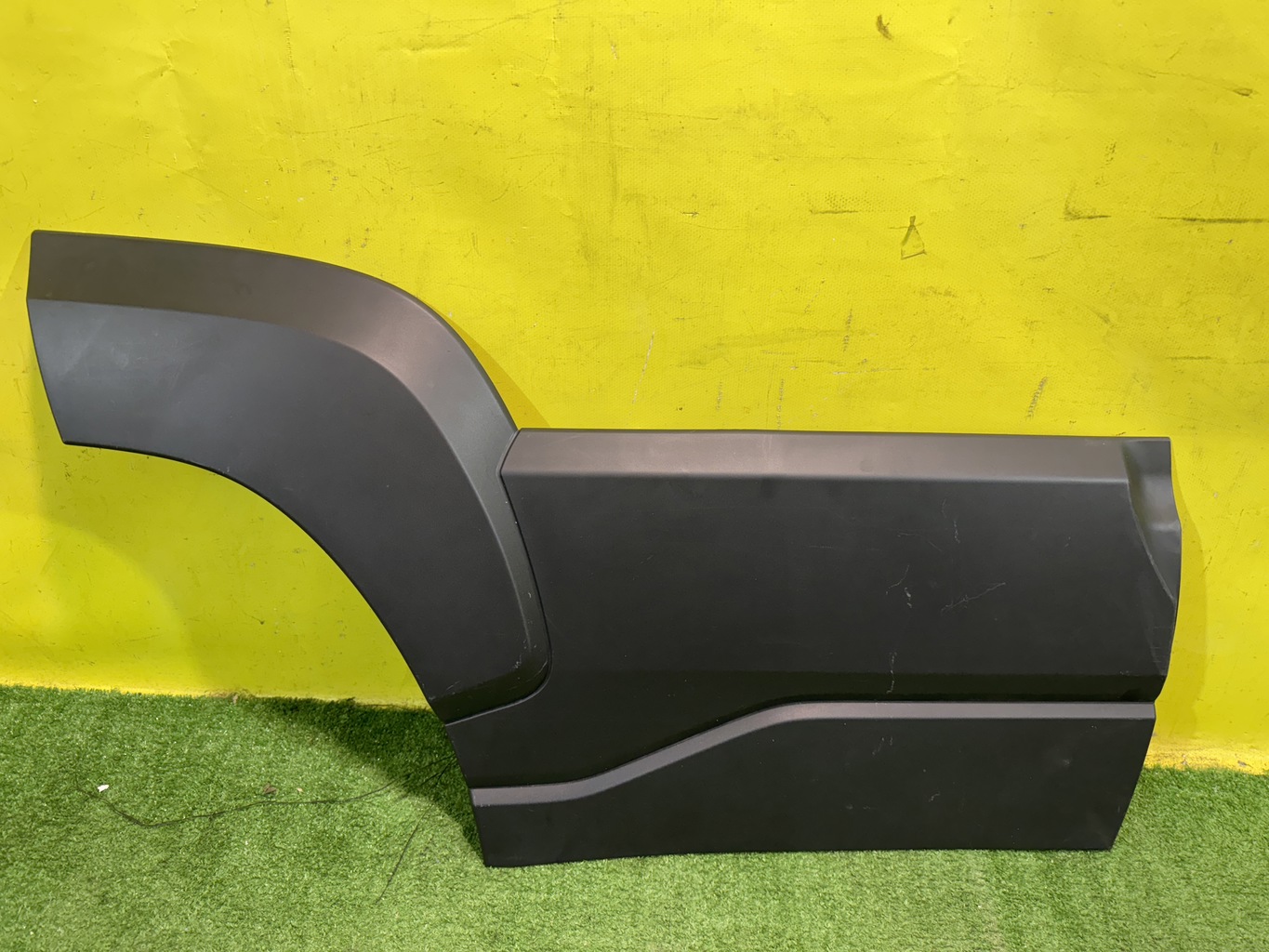 Lada Niva Travel 2020- для Накладка двери задней правой