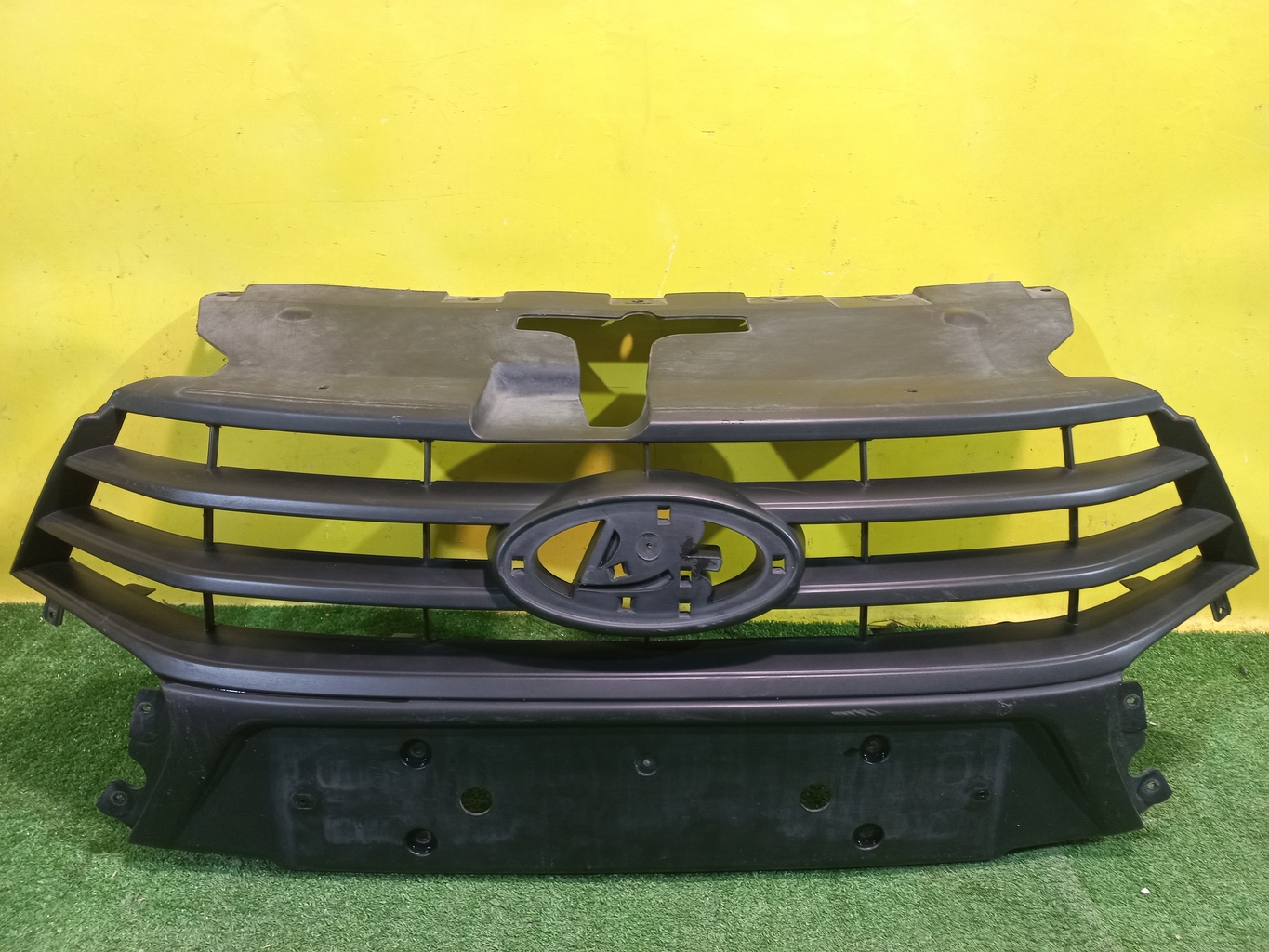 Lada Vesta 2015- для Решетка радиатора