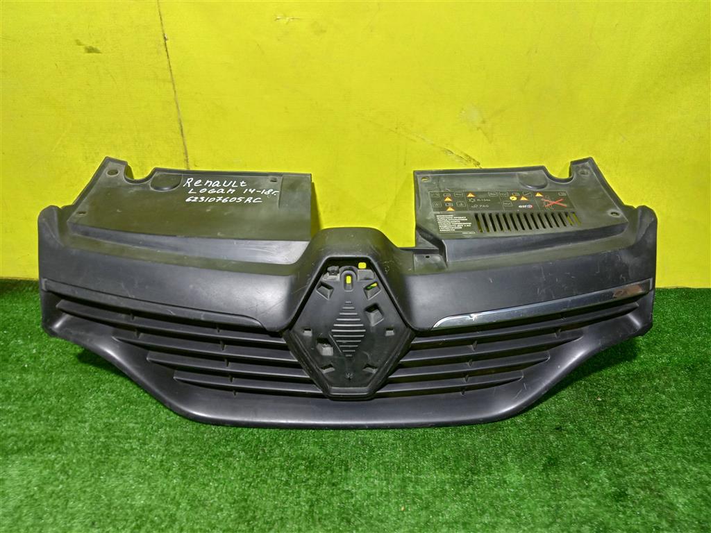 Renault Logan II 2014 для Решетка радиатора