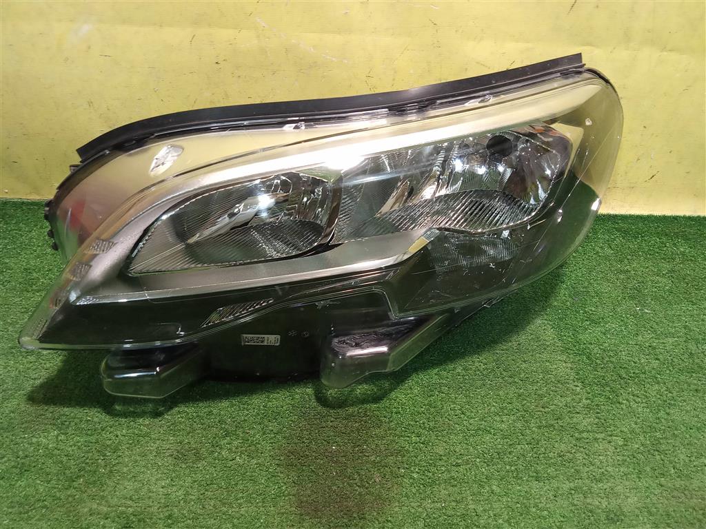 Peugeot Expert 2016 для Фара левая