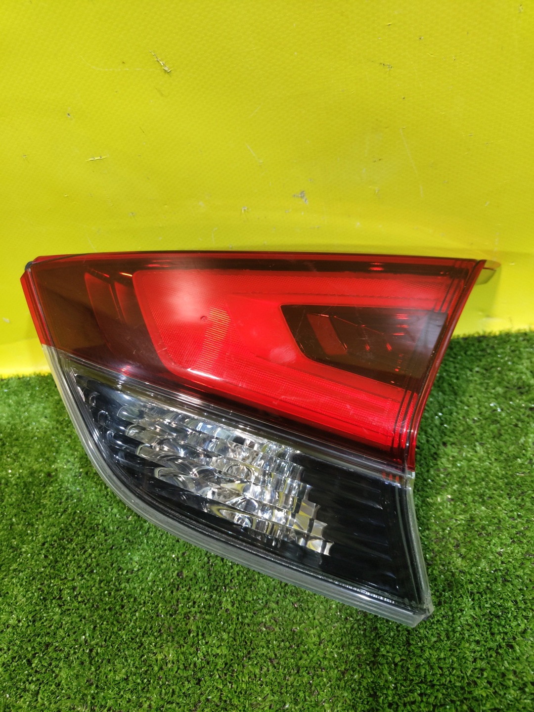 Nissan X-Trail (T32) 2018 для Фонарь задний внутренний правый