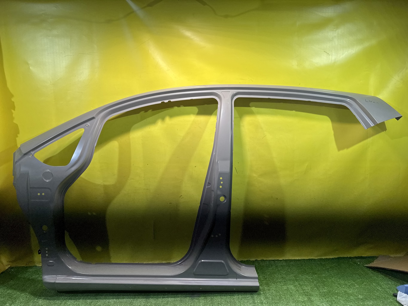 Livan X3 PRO 2022 для Боковина кузова левая