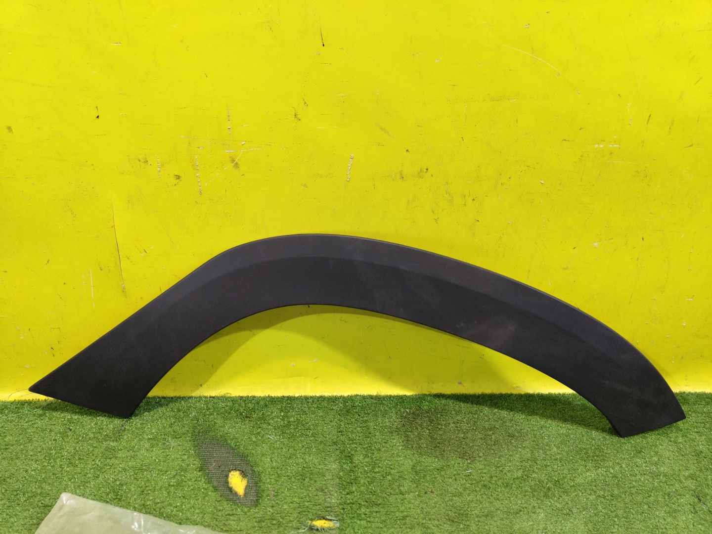 Renault Duster 2020 для Арка заднего крыла левая