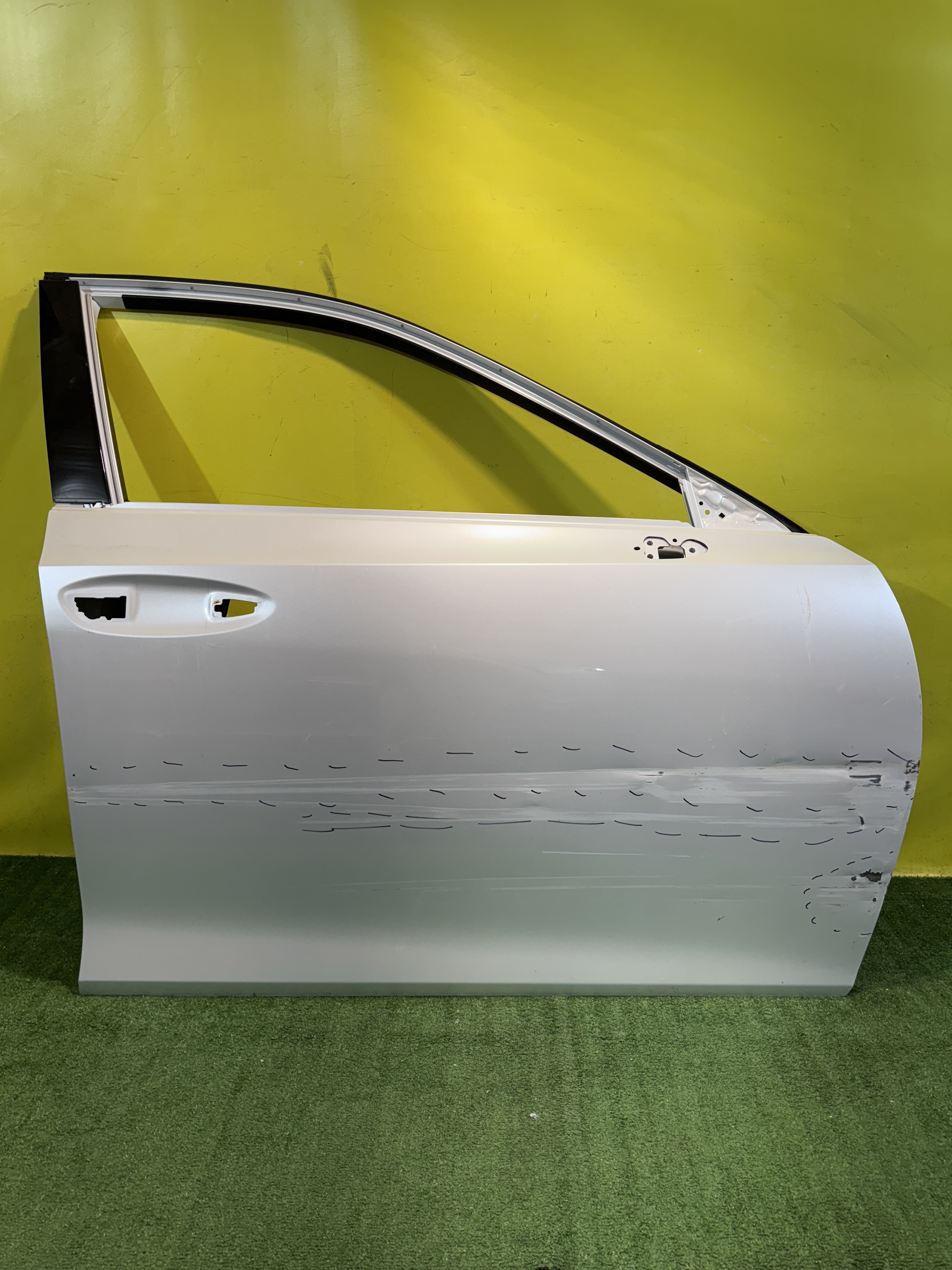 Lexus ES 2018 для Дверь передняя правая