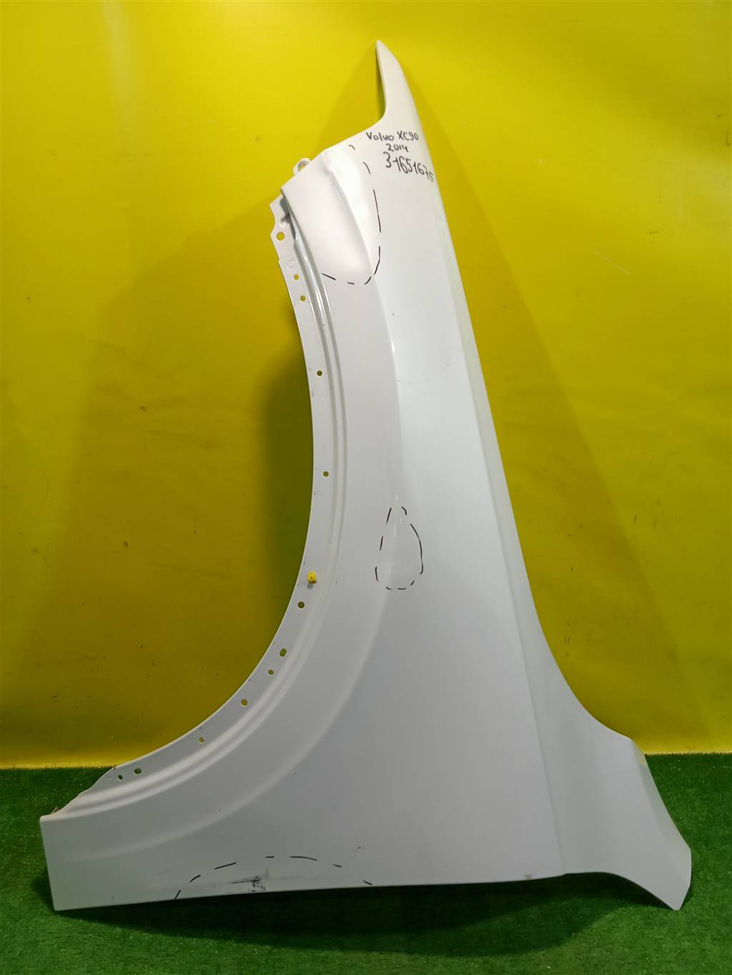 Volvo XC90 2014 для Крыло переднее левое