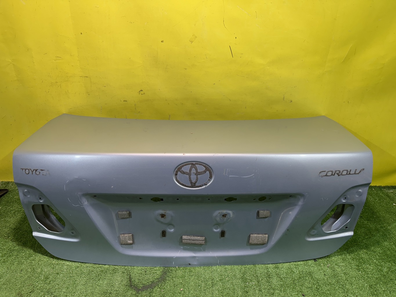 Toyota Corolla E15 2006 для Крышка багажника