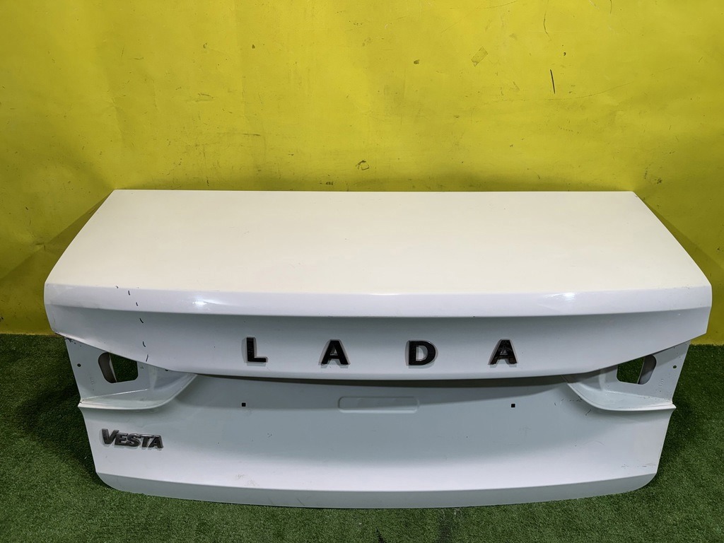 Lada Vesta NG 2022- для Крышка багажника