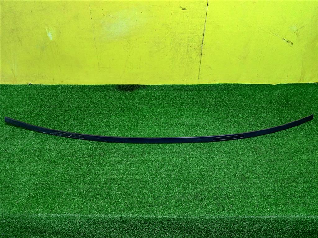 Opel Astra H 2004 для Молдинг крыши правый