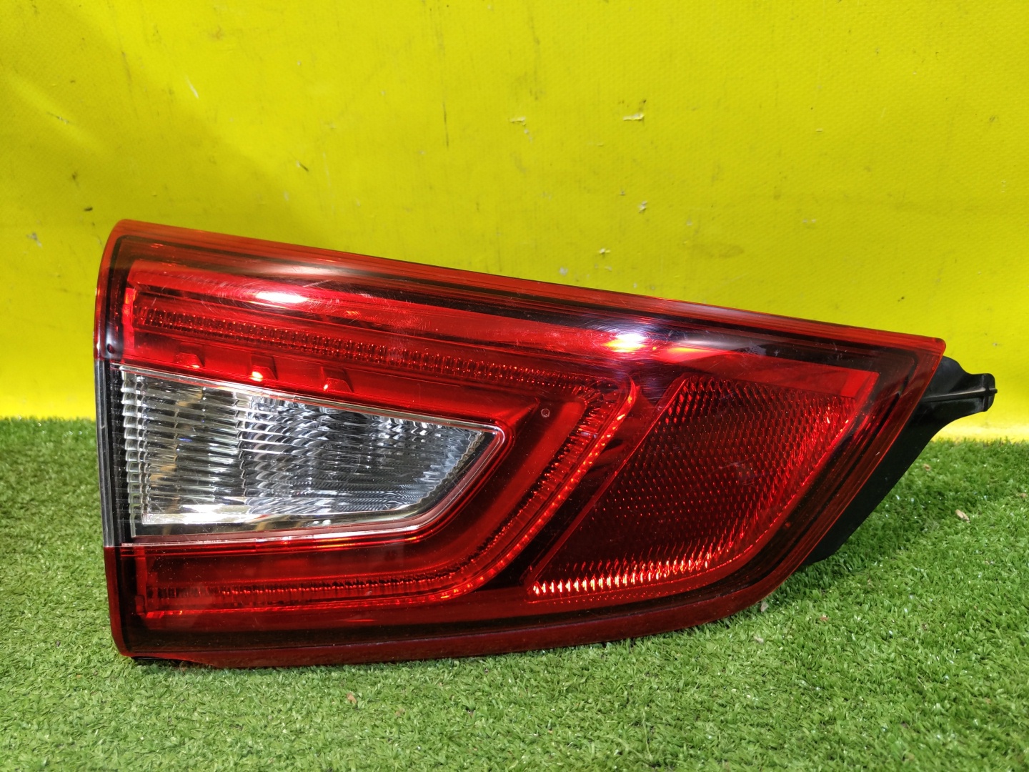 Nissan Qashqai (J11) 2014 для Фонарь задний внутренний левый