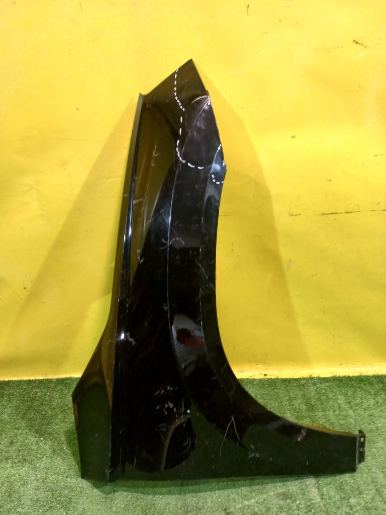 Skoda  Karoq  2017 для Крыло переднее правое