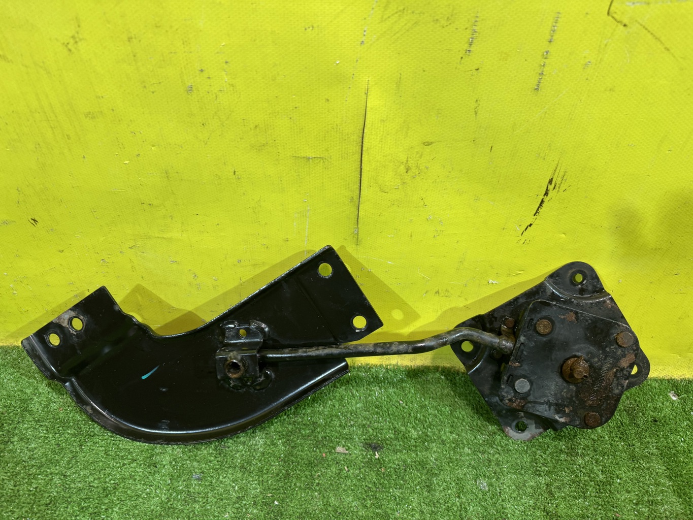 Chery Tiggo 8 Pro 2021 для Механизм подъёма запасного колеса