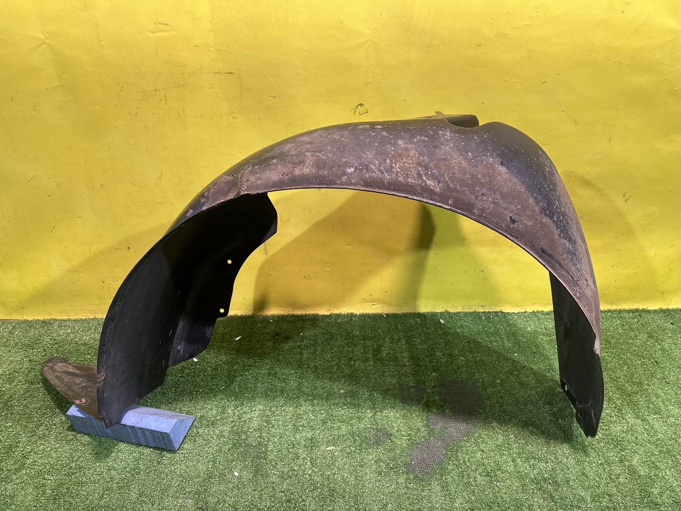 Lada Granta 2011- для Локер передний левый