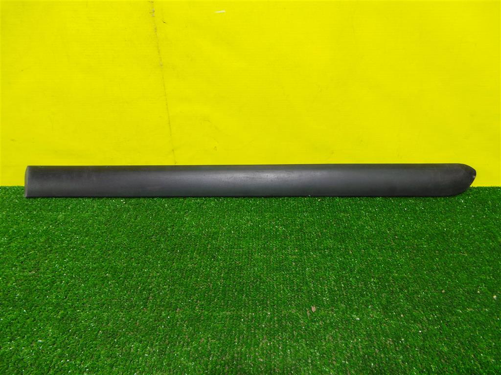 Peugeot 3008 2010 для Накладка двери передней правой