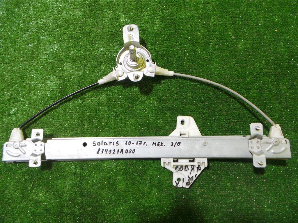 Hyundai Solaris 2010 для Стеклоподъемник механ. задний правый