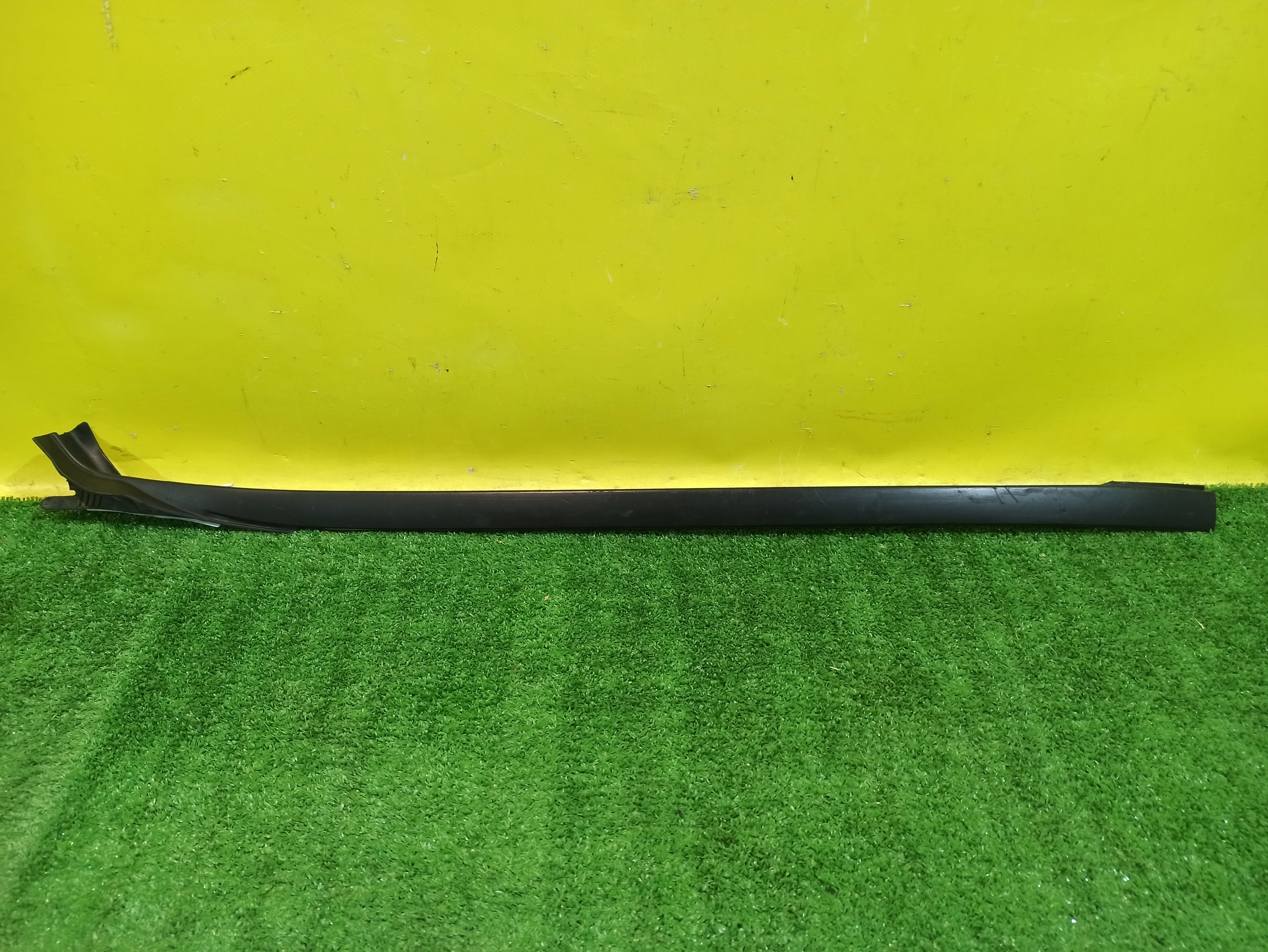 BMW X3 G01 2017 для Молдинг лобового стекла левый