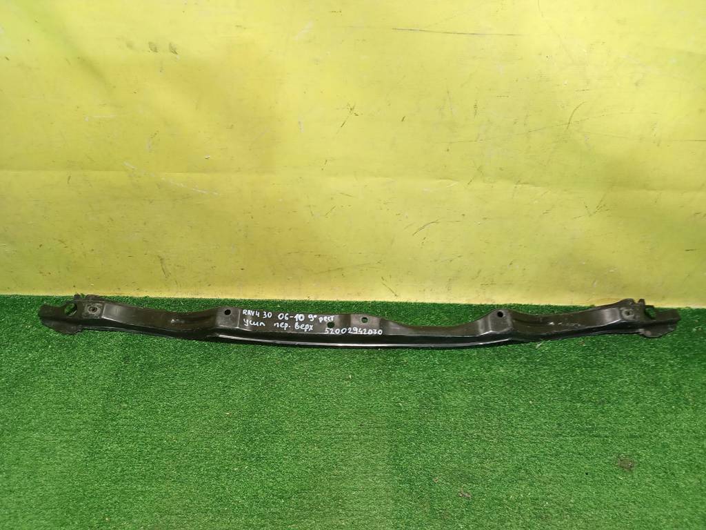 Toyota RAV4 2005 для Усилитель переднего бампера