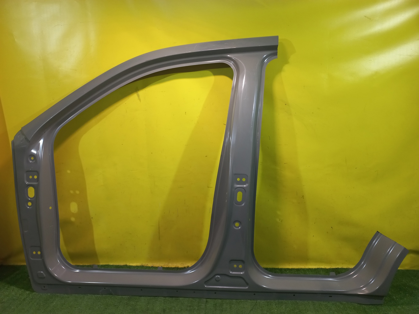 Tank 500 2021 для Боковина кузова левая