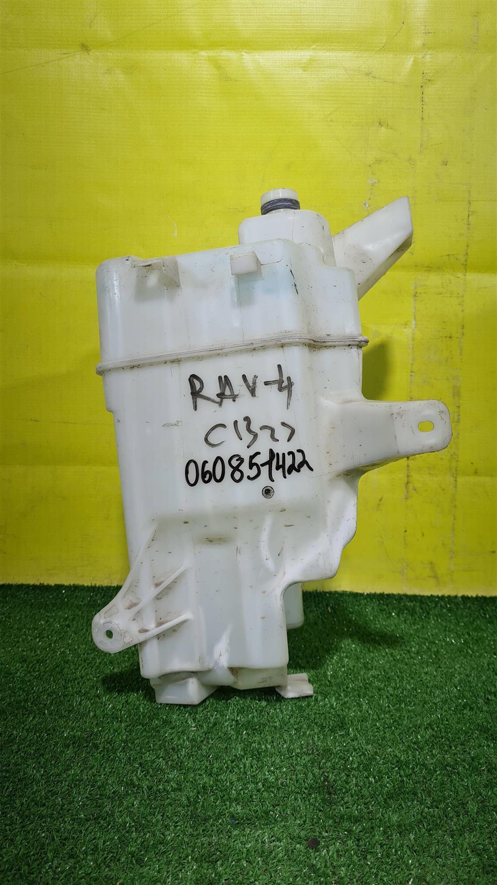 Toyota RAV4 2013 для Крыло заднее левое