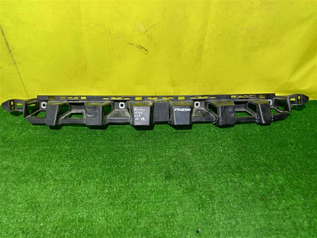 MERСEDES BENZ ML-Class (w166) 2011 для Кронштейн заднего бампера центральный