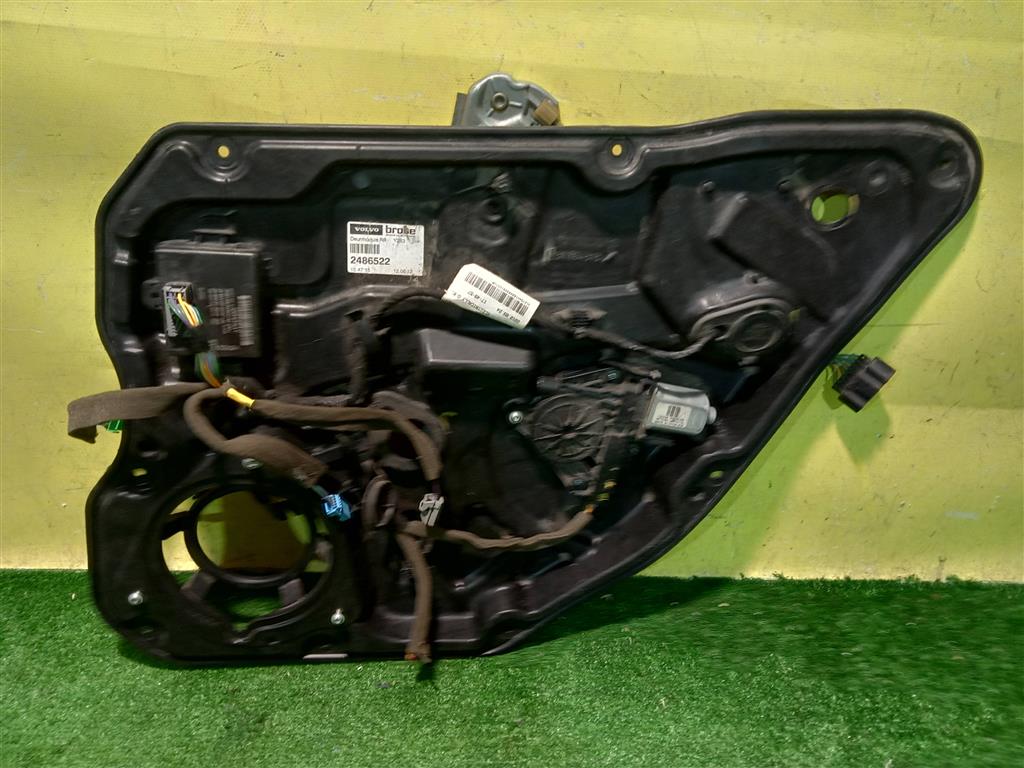 Volvo S60 2010 для Стеклоподъемник электр. задний правый