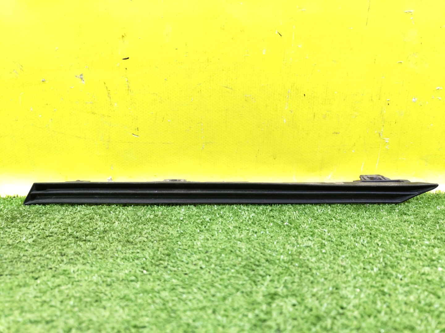 Toyota RAV4 2018 для Молдинг переднего бампера