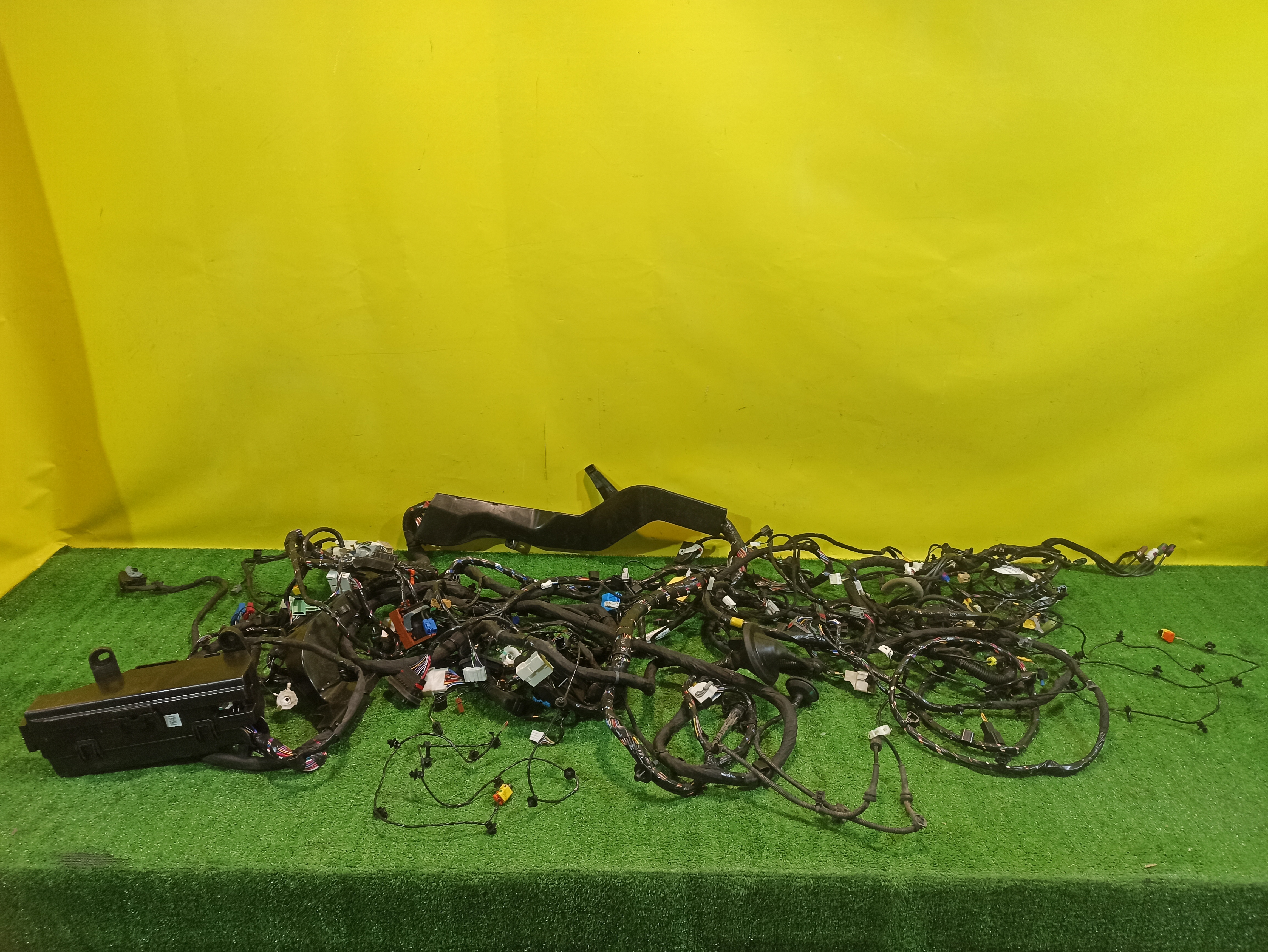 Geely  Monjaro (KX-11) 2022 для Проводка (коса)