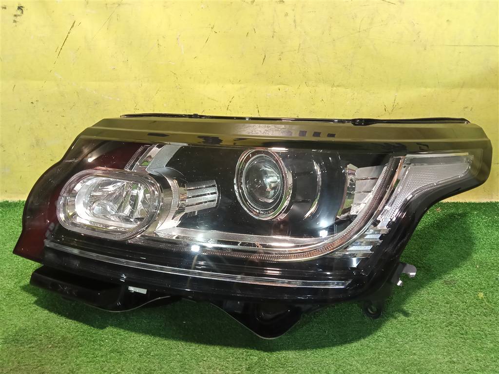 Land Rover Range Rover 4 L405 2012 для Фара левая