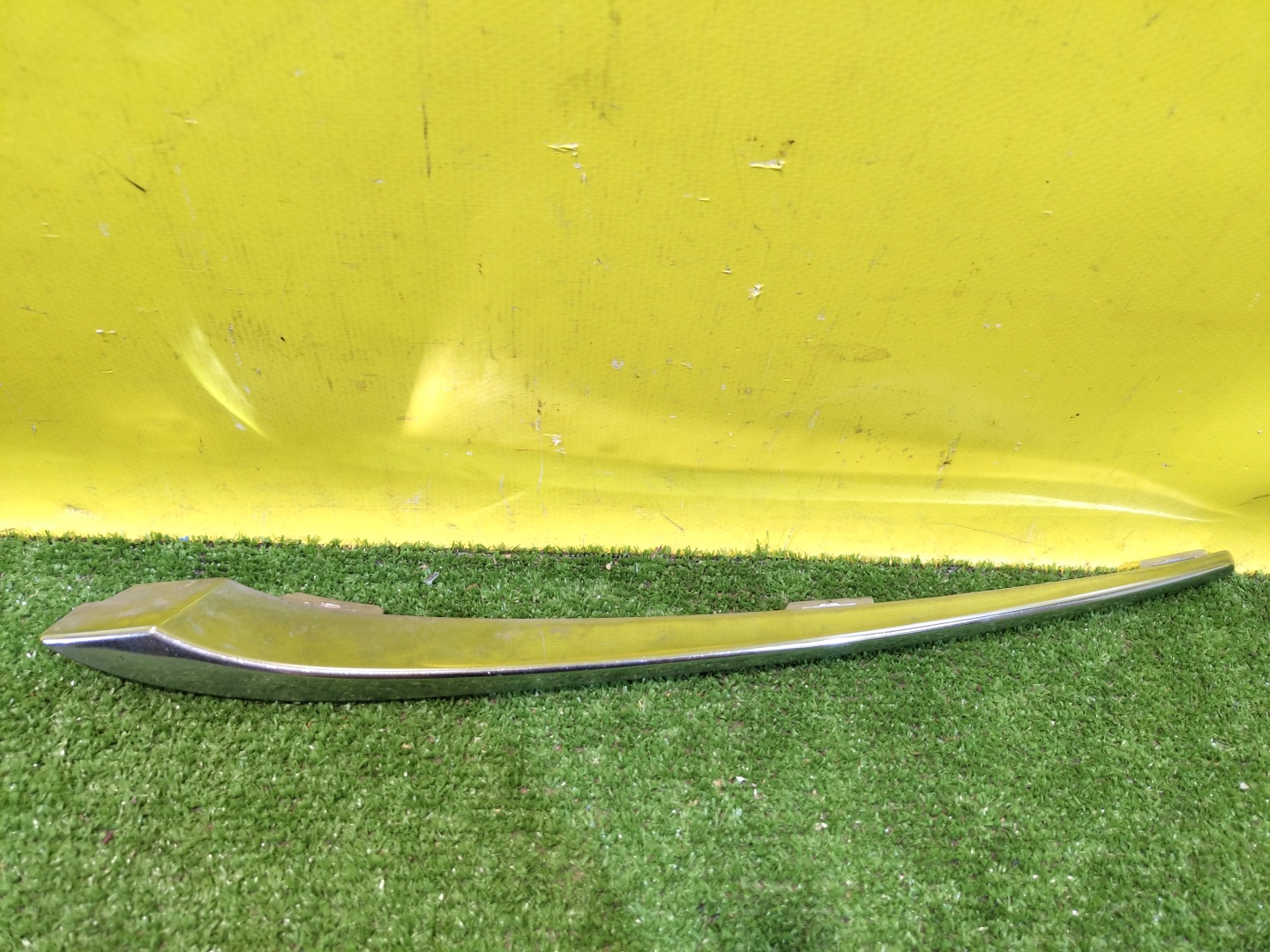 BMW 7 G11/G12 2015 для Молдинг переднего бампера