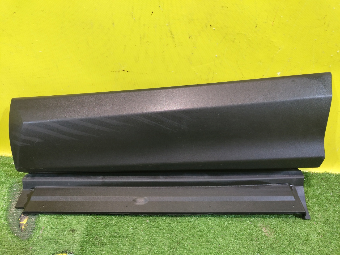 Toyota RAV4 2015 для Накладка двери задней левой