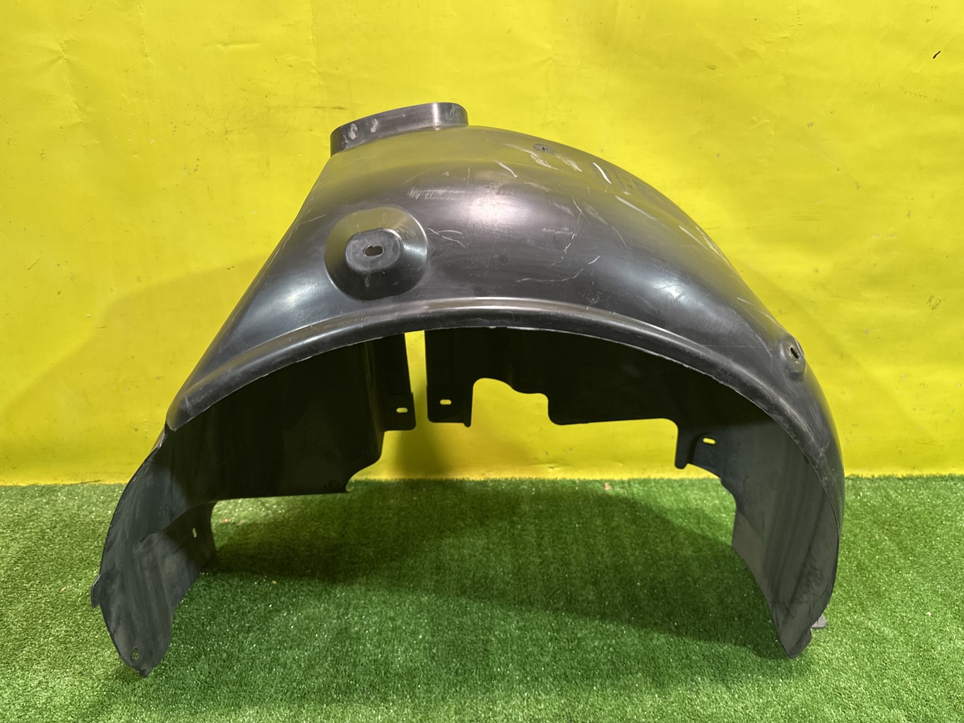 Volkswagen  Polo (Sed RUS) 2011 для Локер задний правый